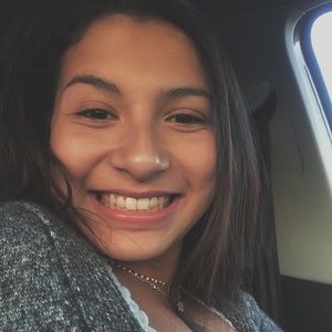 Meet your Posher, Leeza